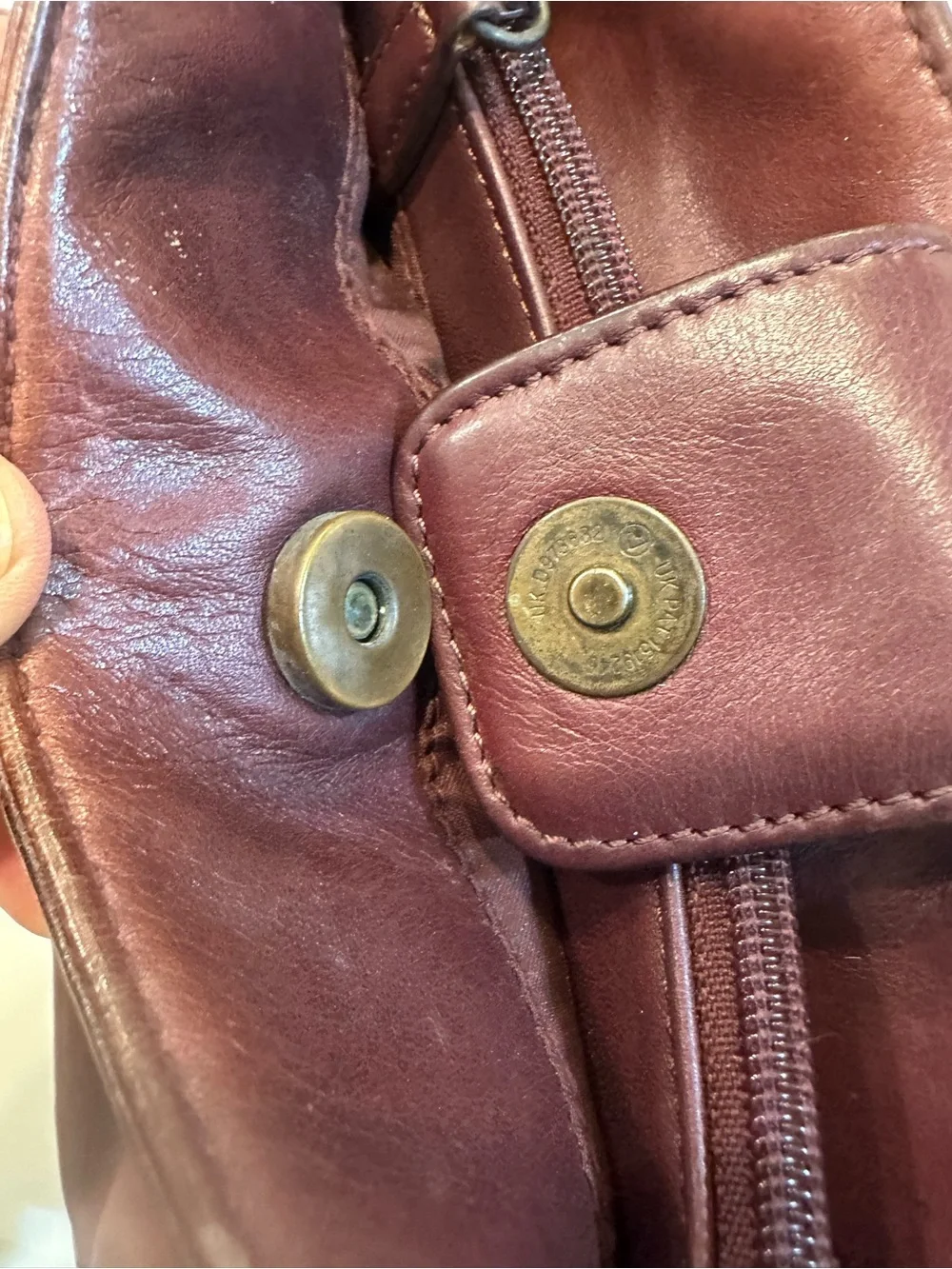 Vintage Fossil Genuine Leather 9x8x3 Messenger Bag Brown Crossbody #75082